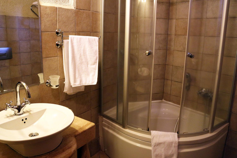 Bathroom 4, Yusuf Yigitoglu Konagi, Ürgüp