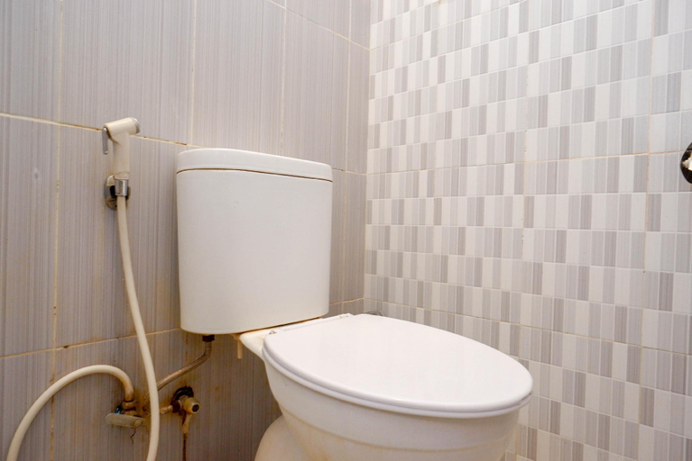Bathroom 4