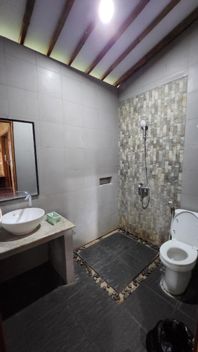 Bathroom 20