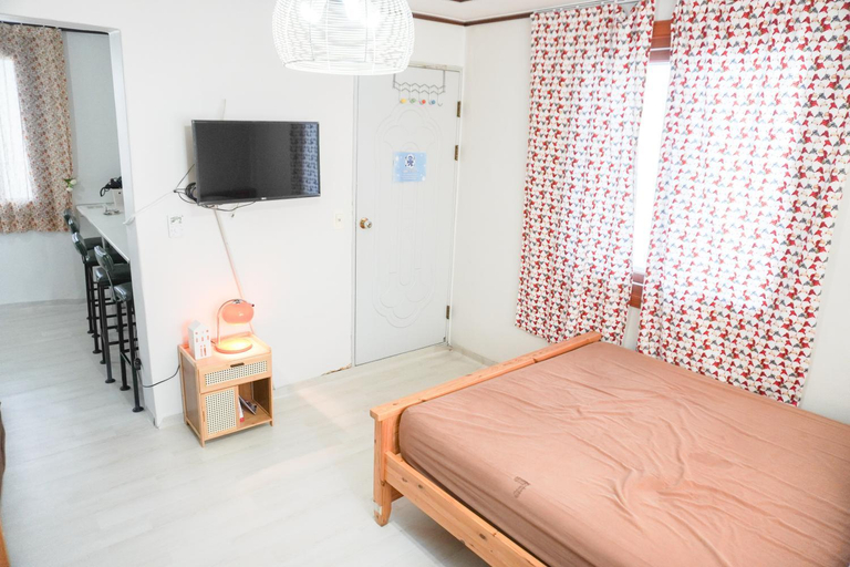 Bedroom 3, Empathy Guesthouse, Buk