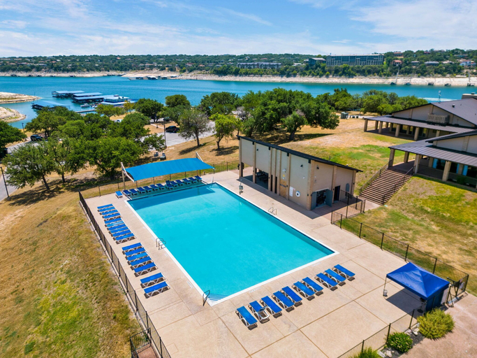 Sport & Beauty 5, Casa Carmen by the Lakeside Golf Course, Travis