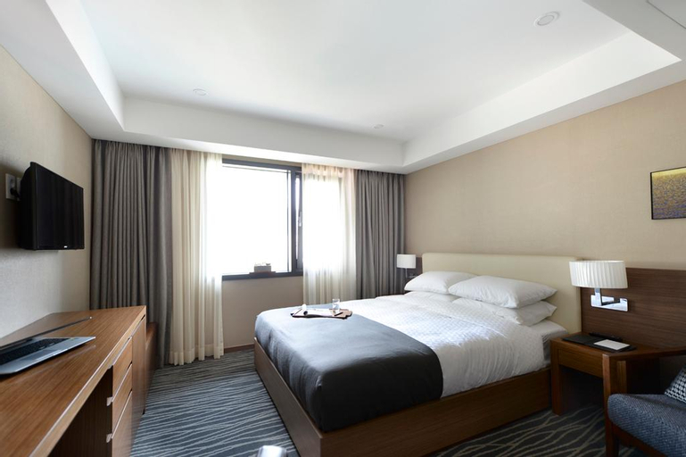 Bedroom 26