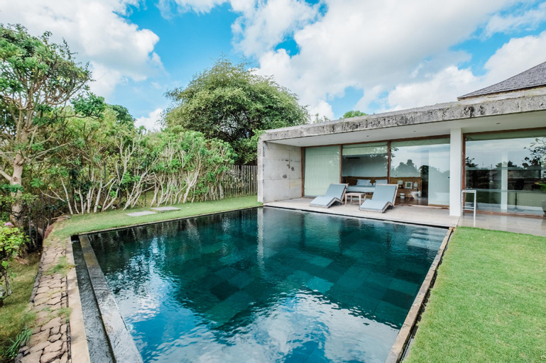 Swimming Pool 1