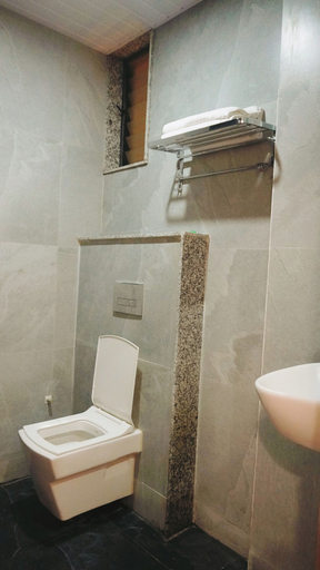Bathroom 4, Hotel Sahara Residency, Nashik