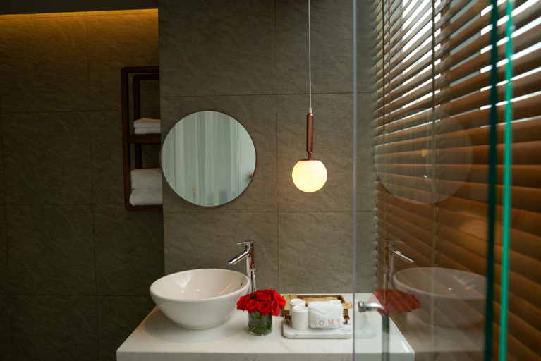 Bathroom 20