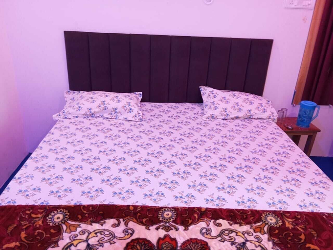 Bedroom 2, Atithi home stay and Cloud Kitchen, Faizabad