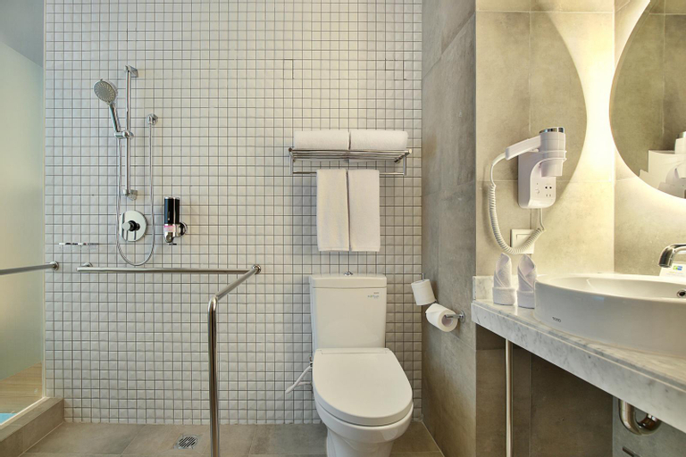 Bathroom 3
