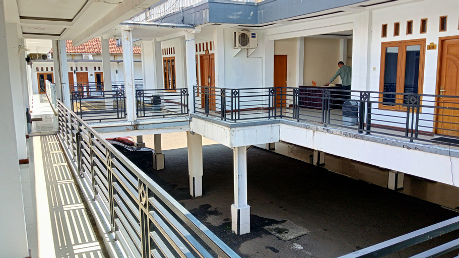 Exterior & Views 2, Bydiel Hotel, Cianjur