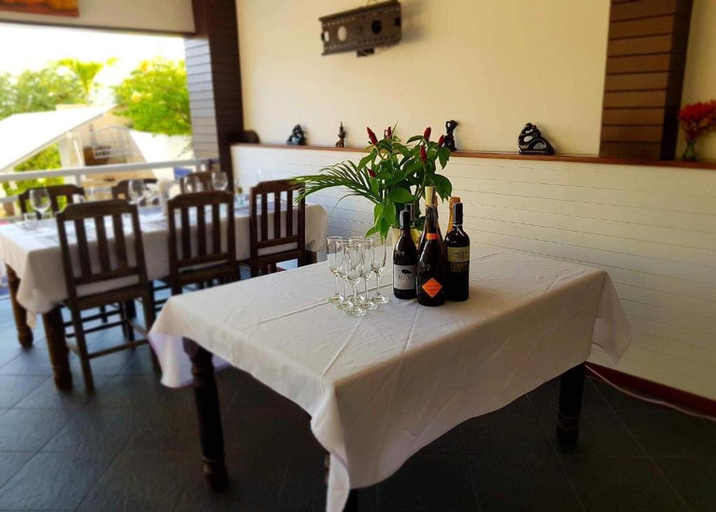 Food & Drinks 4, Swiss Villas Panoramic – Hillside Beach View, Pulau Phuket