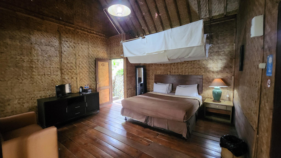 Bedroom 12