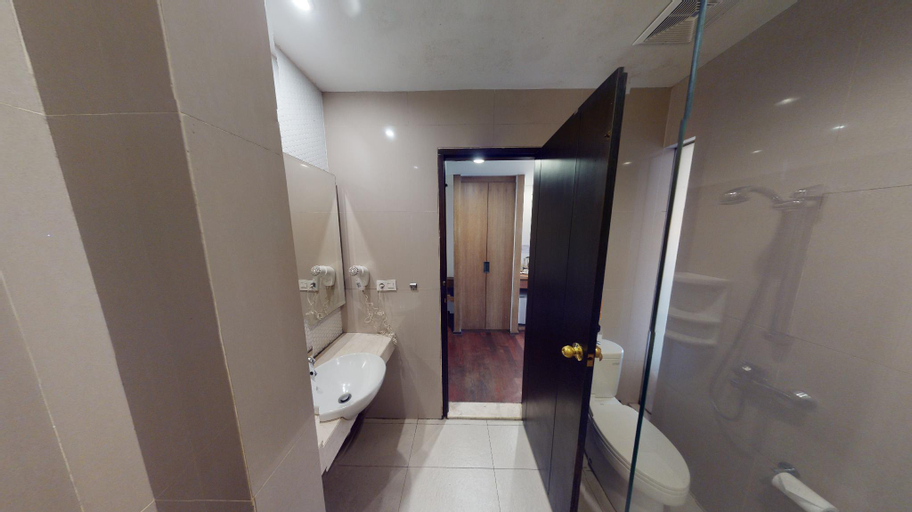 Bathroom 5