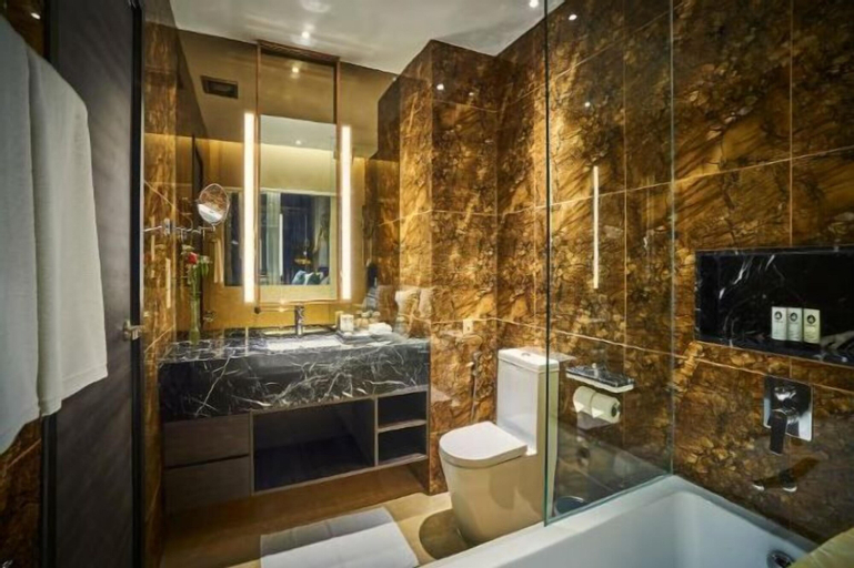 Bathroom 29