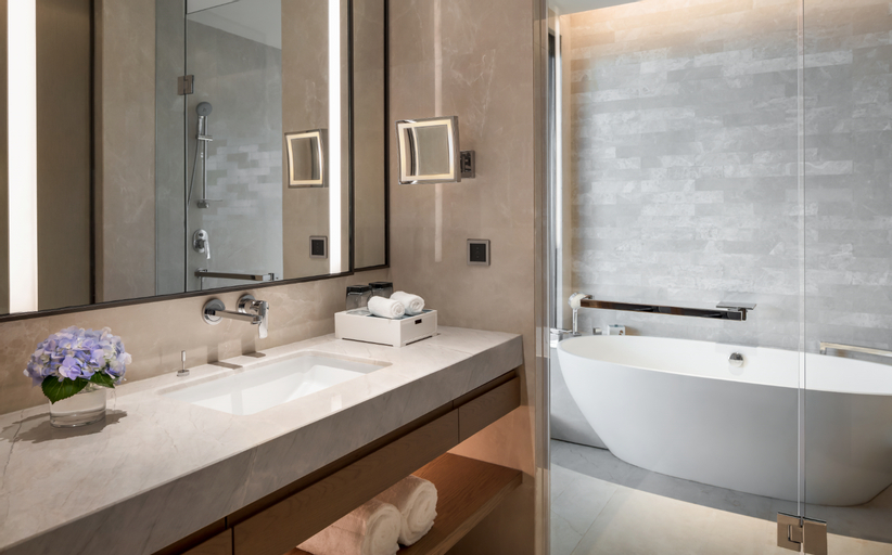 Bathroom 11