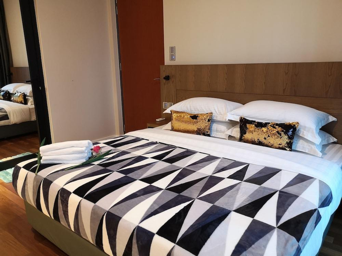 Bedroom 16