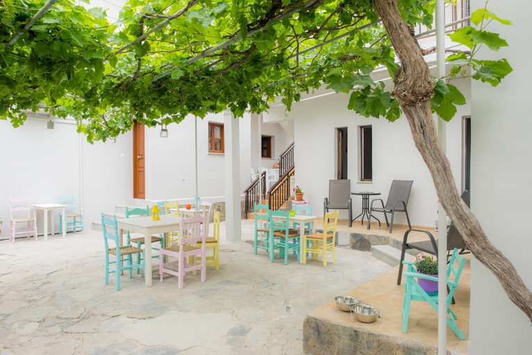 Others 4, Stellar Apartments II, Crete