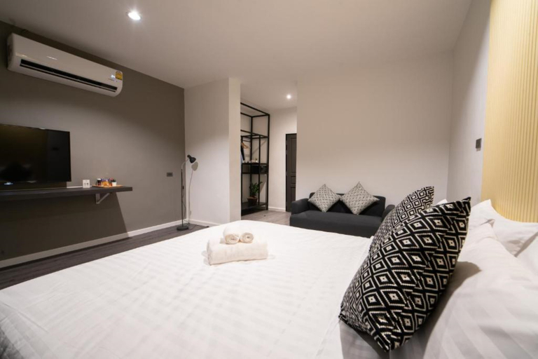 Bedroom 26