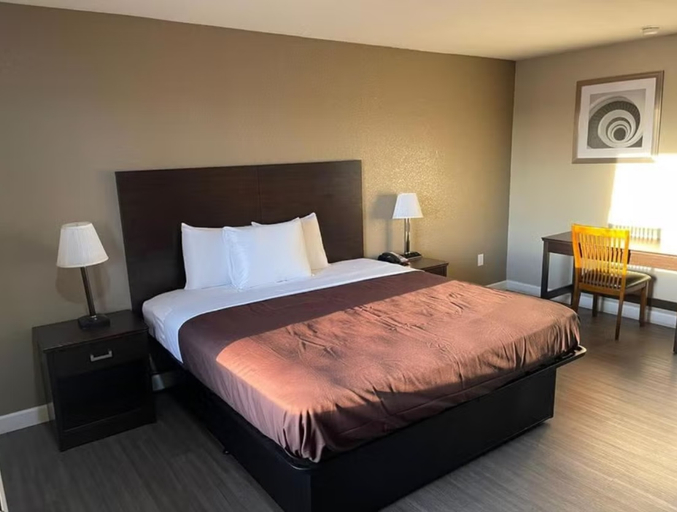 Bedroom 3, Suburban Studios Columbia - Harbison, Richland