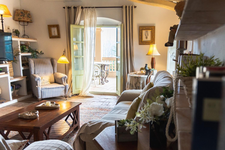 Bedroom 3, Mas Gran de Cruilles - Mas Rural - Hotel & Events, Girona