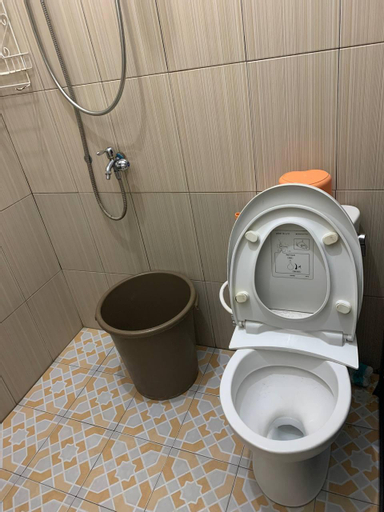 Bathroom 4