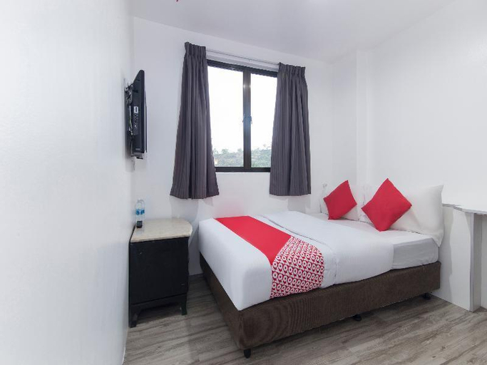 Bedroom 19