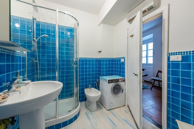 Bedroom 3, JOIVY Antica Roccia, La Spezia
