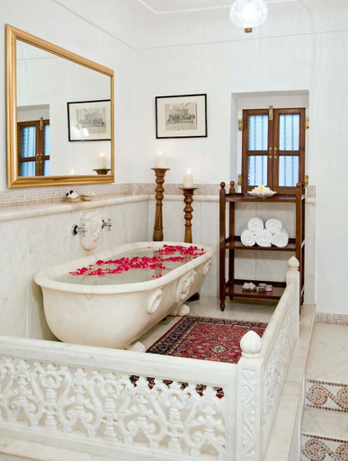 Bathroom 2, Samode Palace, Jaipur