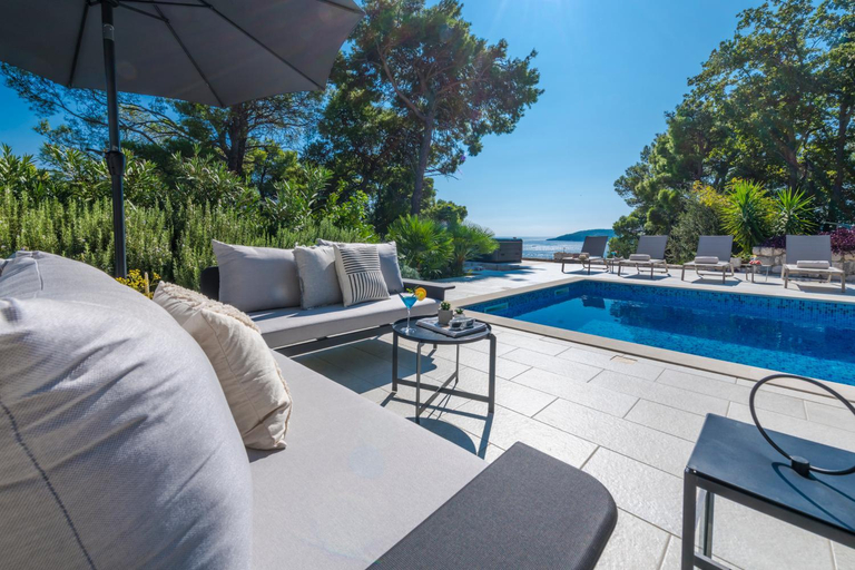 4, Villa Seraphina, Pojezerje