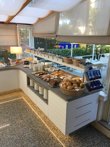 Food & Drinks 5, Suite Erica Lignano Hotel, Udine