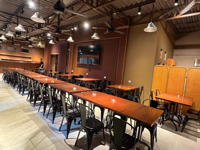 Food & Drinks 5, Kostkan House, Central Jakarta