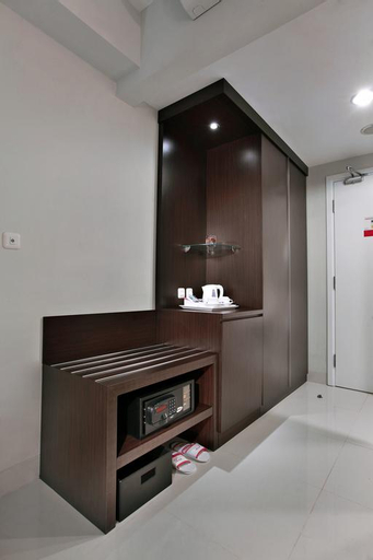 Dining Room 28