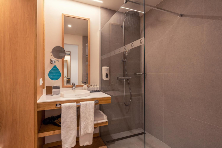 Bathroom 5, Sentido Galomar Adults only, Santa Cruz