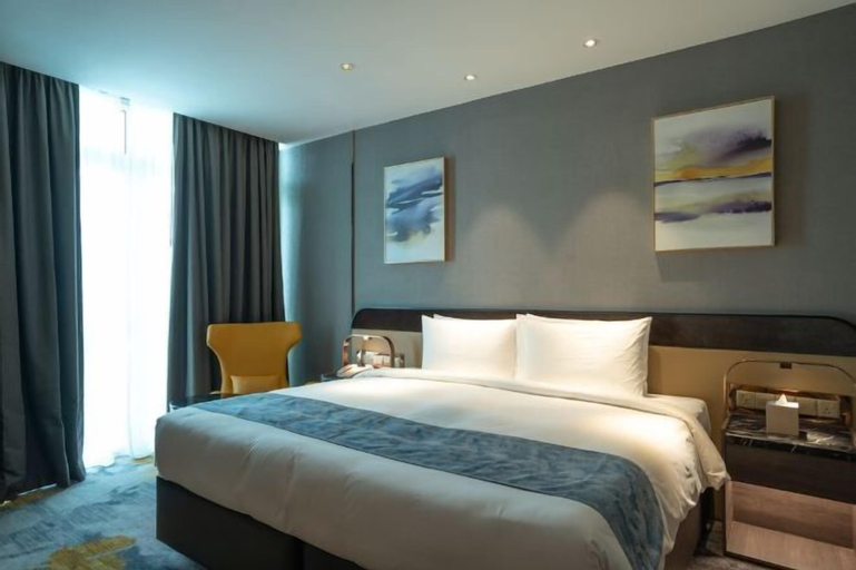Bedroom 28