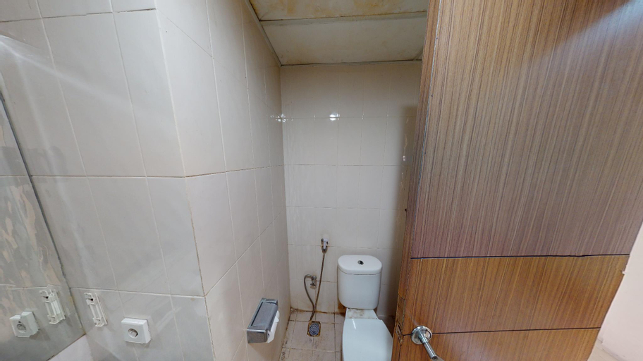 Bathroom 7