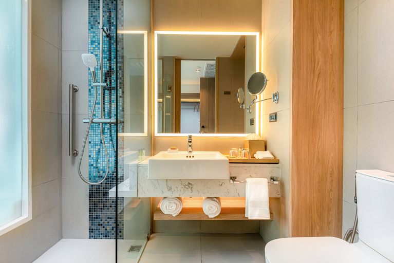 Bathroom 4, Hilton Garden Inn Phuket Bang Tao, Pulau Phuket