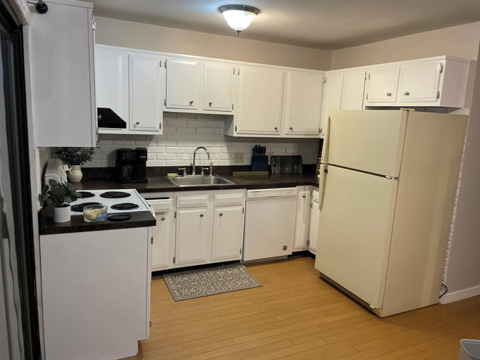 Others 5, PSU Properties, Centre