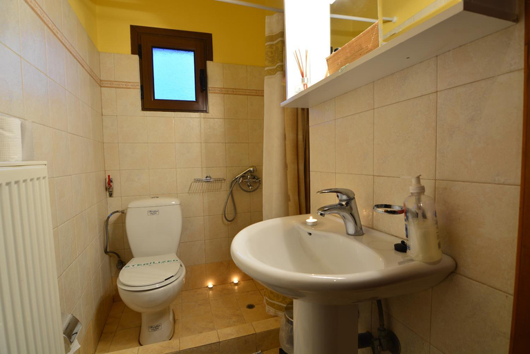 Bathroom 3, Erofili, Peloponnese