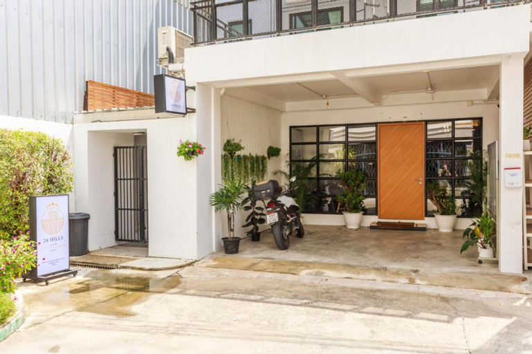 24 Hills Hotel Bangkok, Bang Rak