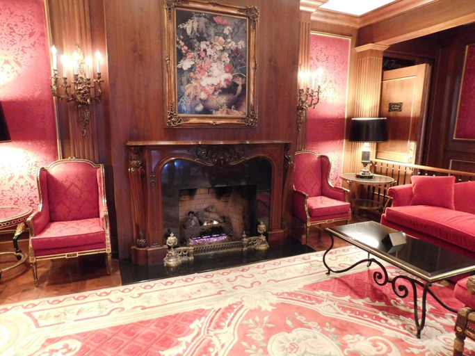 Public Area 3, Pine Inn, Monterey