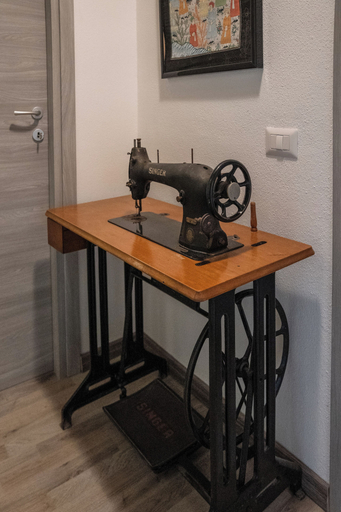 Others 5, Casa Nonna Ica, Oristano