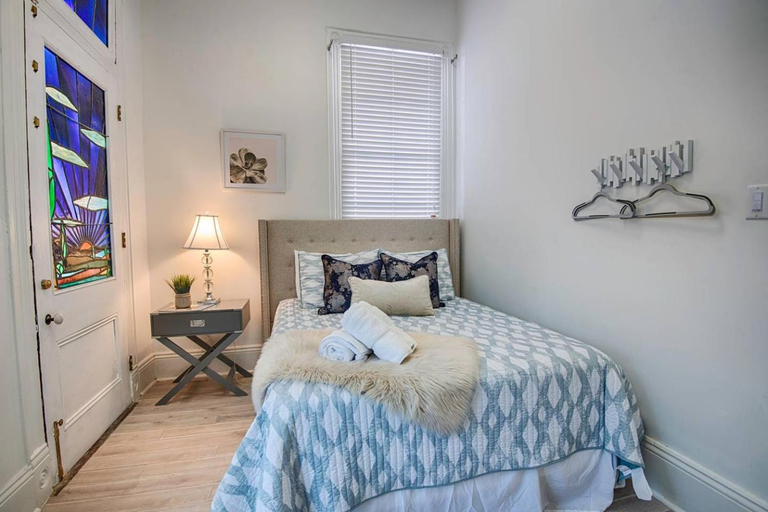 Bedroom 3, 7 Bedroom - Sleeps 14! Next to Bourbon Street, Orleans