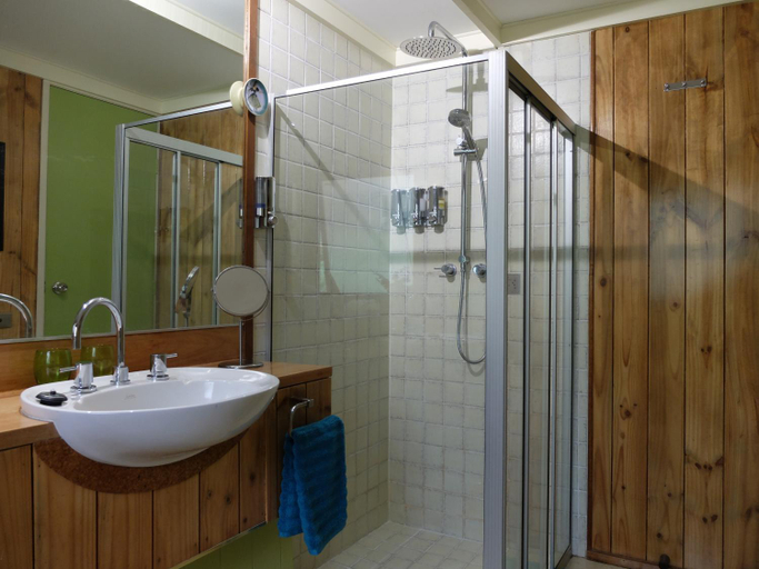 Bathroom 1, Braeside Bliss, Yarra Ranges - Dandenongs