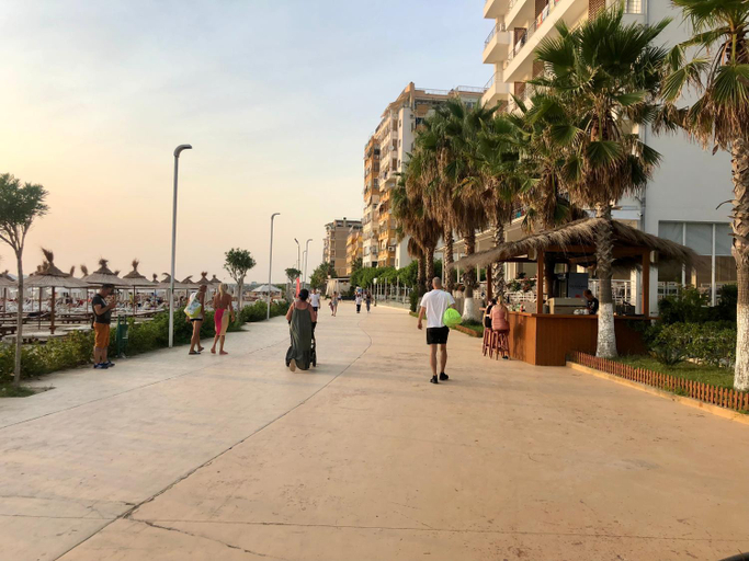 Food & Drinks 3, Beach Apartments Durres, Durrësit