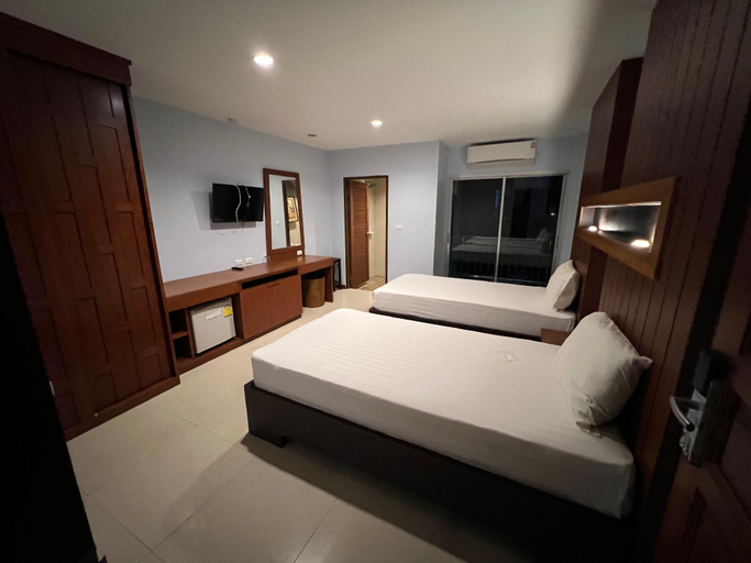 Bedroom 8