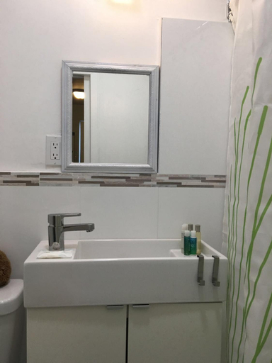 Bathroom 3, Studio close to Everything, Miami-Dade