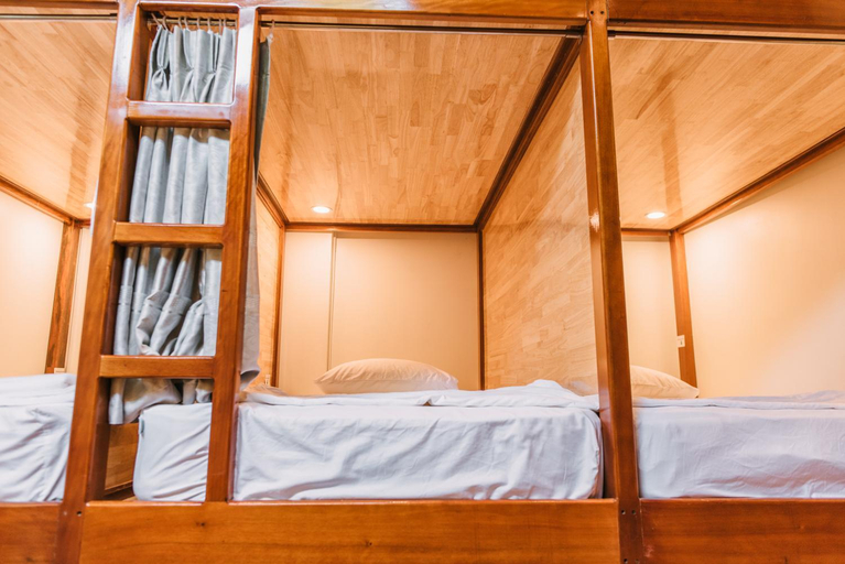 Others 5, Chi Homestay #4, Huế