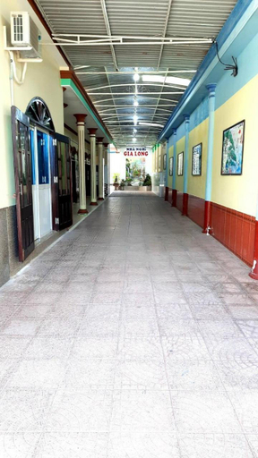 Others 2, Gia Long Motel, Long Điền