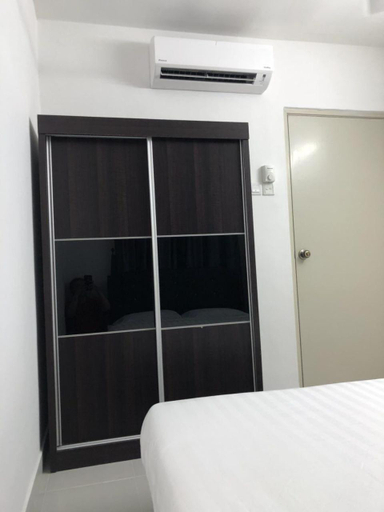 Bedroom 16