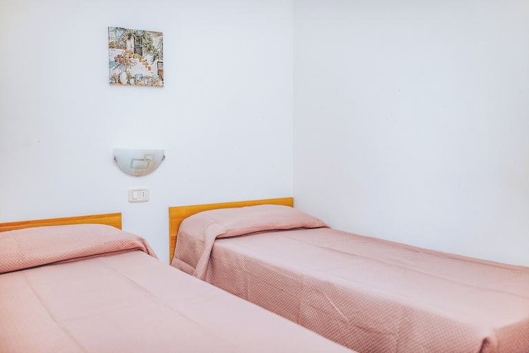 Bedroom 3, Villa Lucia, Foggia