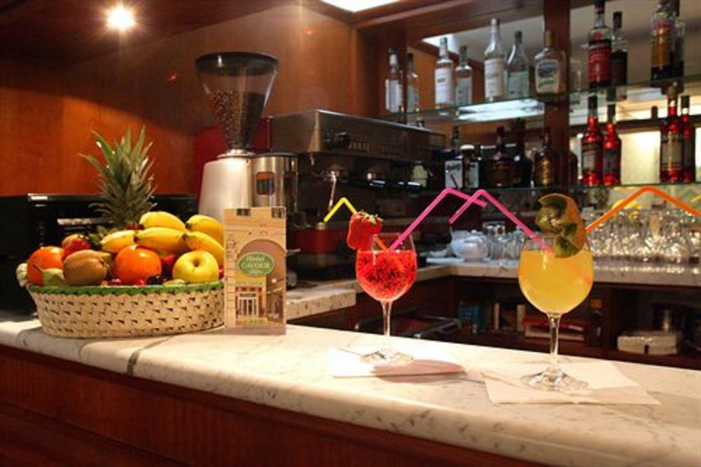 Food & Drinks 5, Cavour, Genova