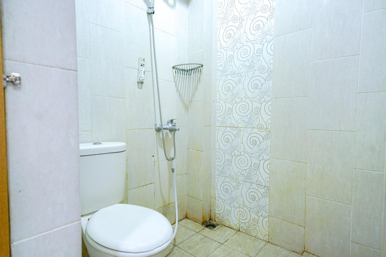 Bathroom 6